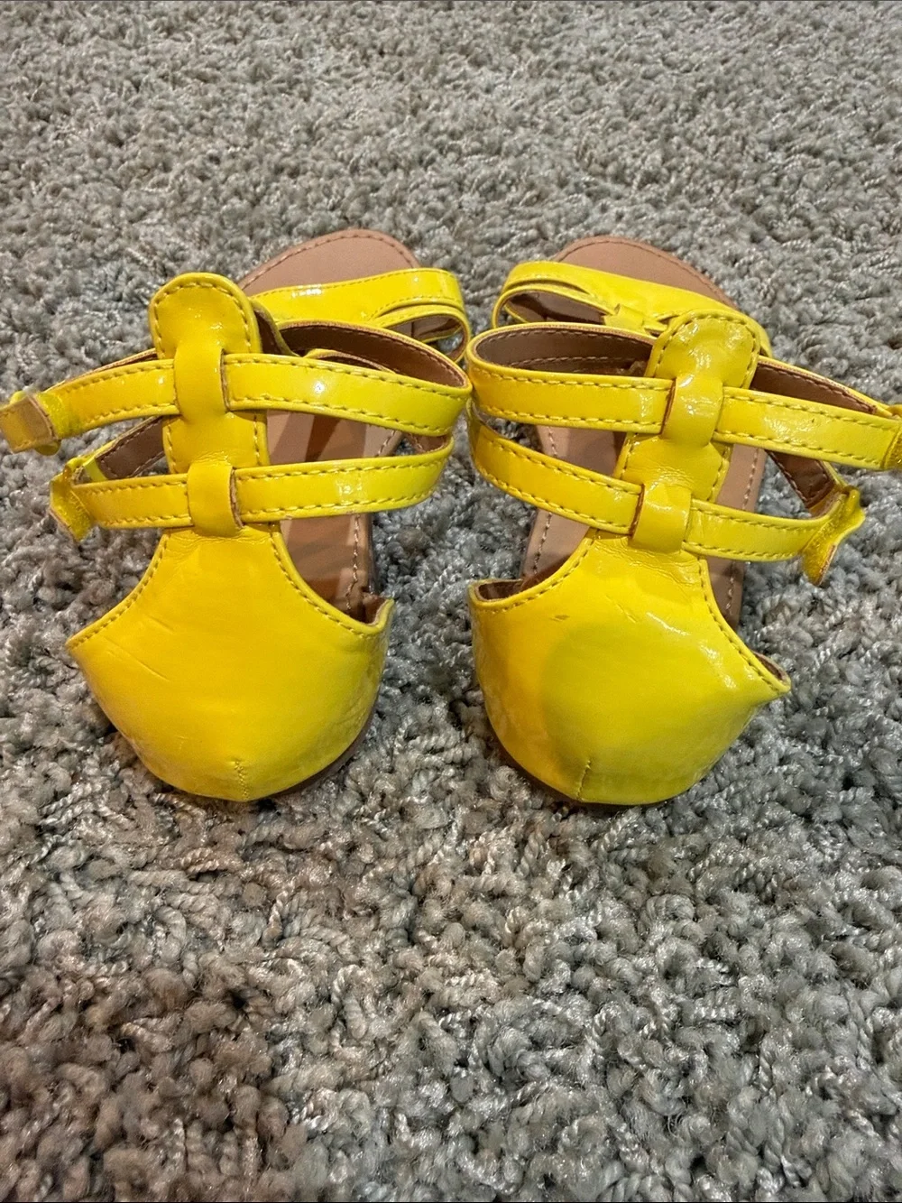 Crazy 8 bright yellow